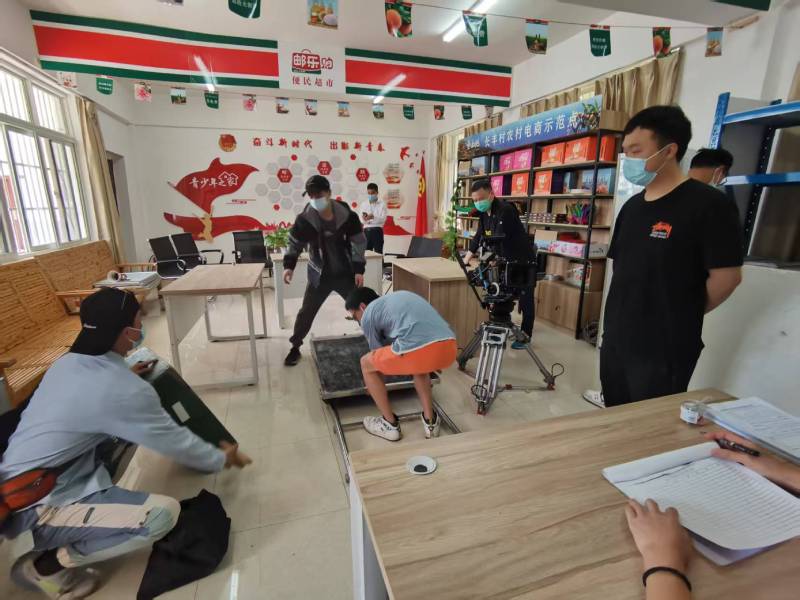 追星女孩心理学分析报告：固原广告片拍摄公司揭秘饭圈应援式传播逻辑